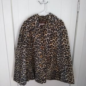 Faux fur leopard print cape.